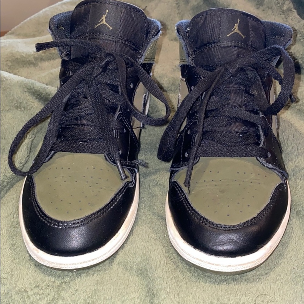 Kids Jordan Ones Sneakers